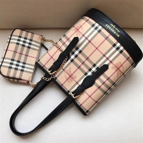 pochette uomo black burberry replica|burberry bags made in italy.